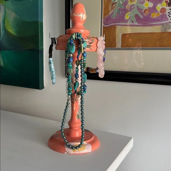 Vintage Wooden Stand with 5 Hooks for Jewelry Display Coffee Mugs - Picture 6 of 6